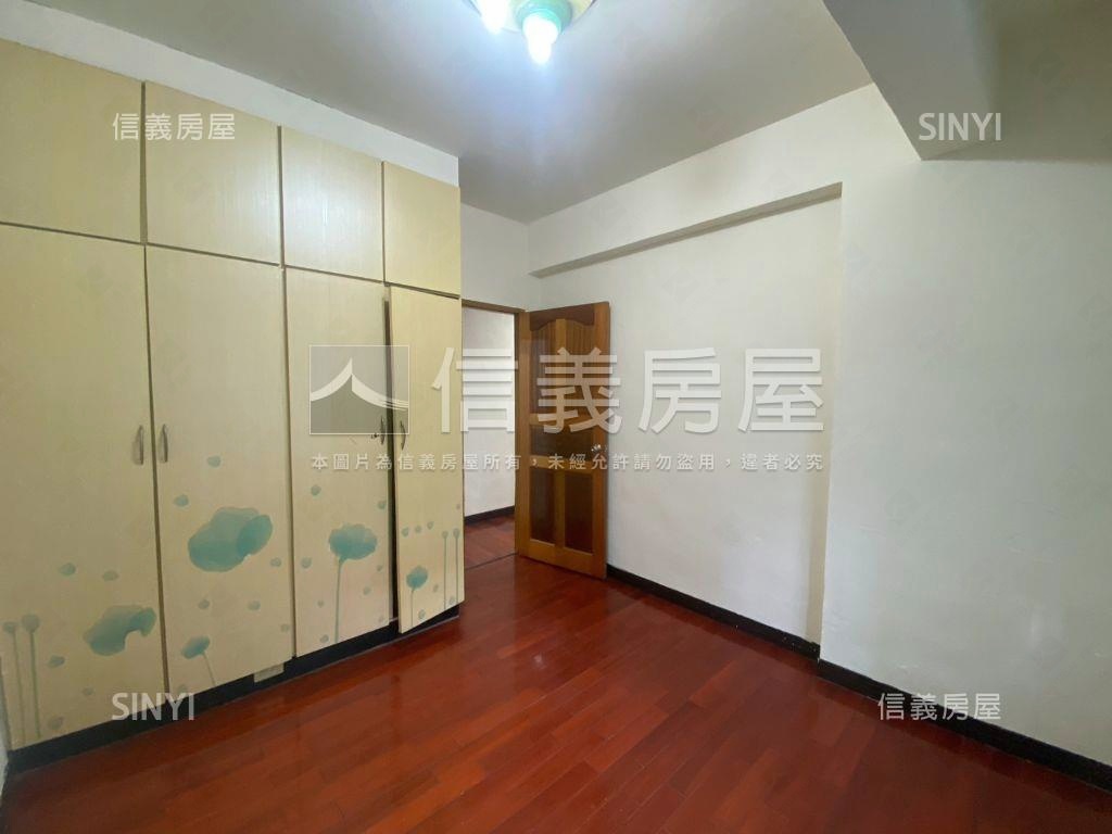 龍山國小好入手三房美寓房屋室內格局與周邊環境