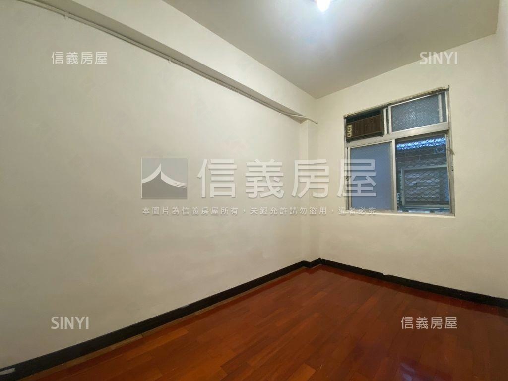 龍山國小好入手三房美寓房屋室內格局與周邊環境