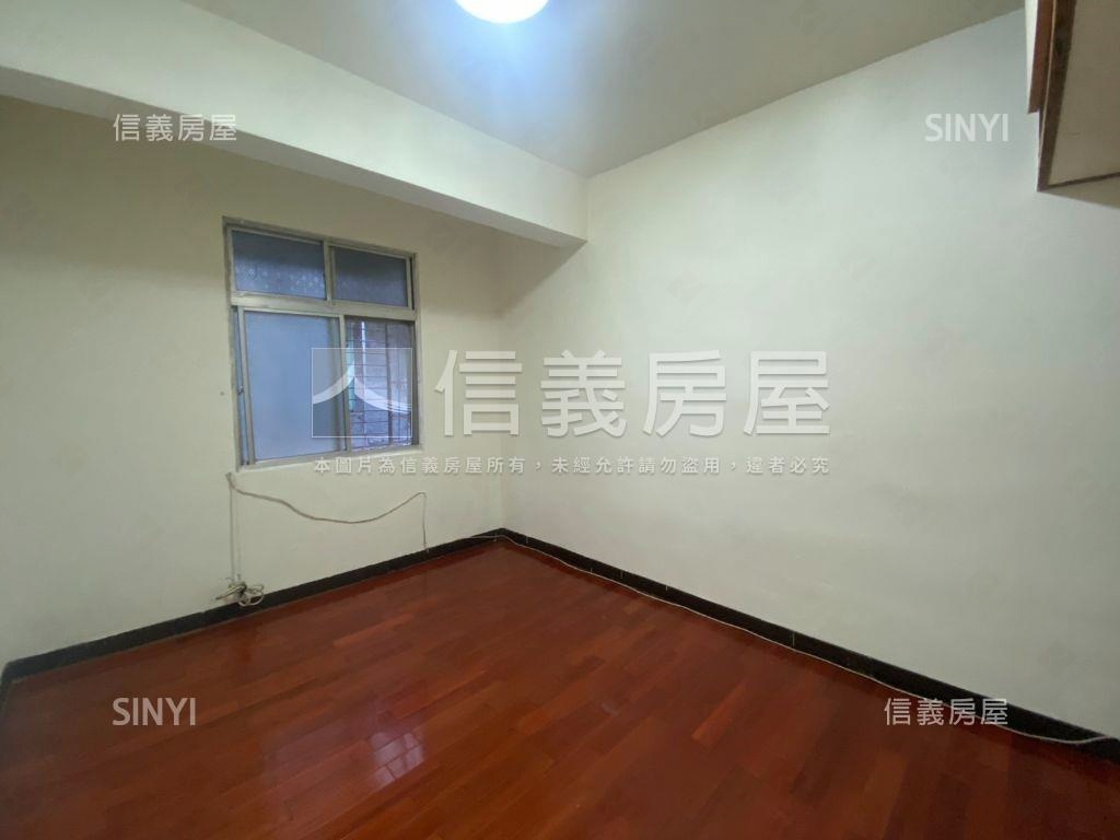龍山國小好入手三房美寓房屋室內格局與周邊環境