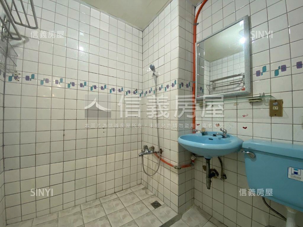龍山國小好入手三房美寓房屋室內格局與周邊環境