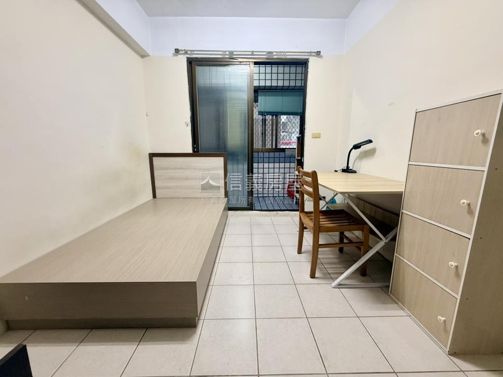 專任近中興大學優質三套房房屋室內格局與周邊環境