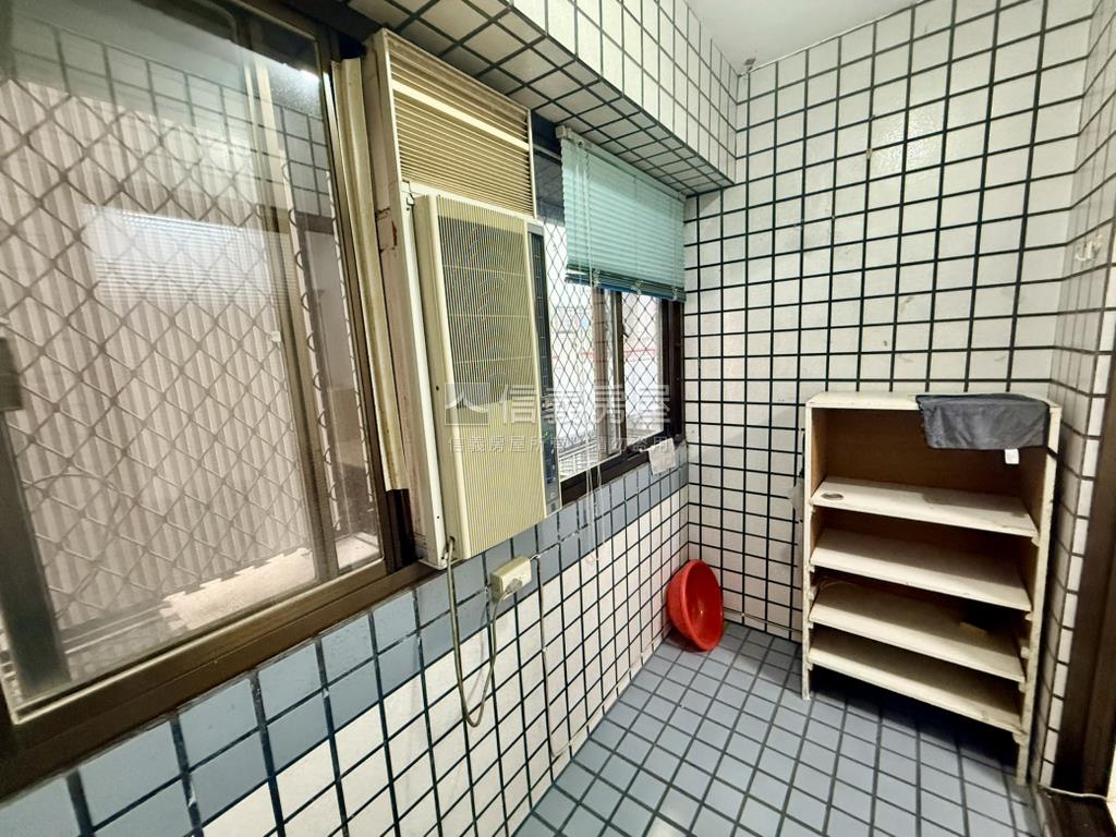 專任近中興大學優質三套房房屋室內格局與周邊環境