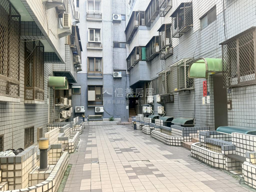 專任近中興大學優質三套房房屋室內格局與周邊環境