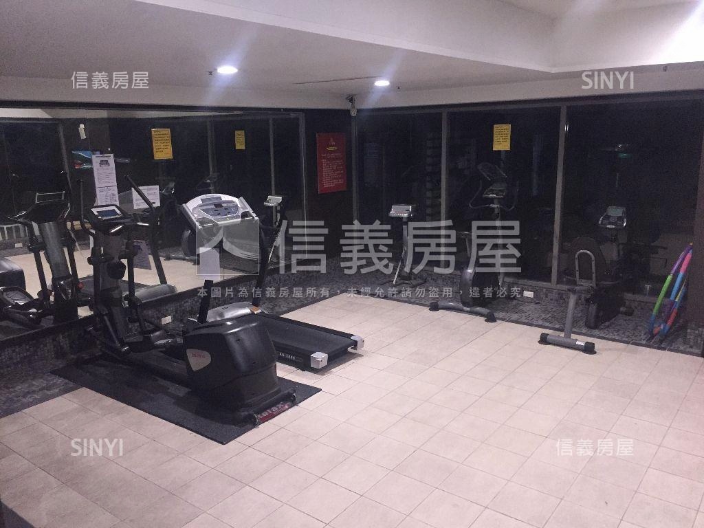 近重劃區假期套房車位房屋室內格局與周邊環境