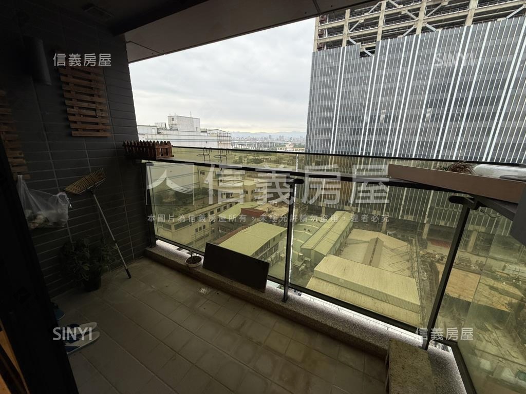 寶石高樓３房平面車位房屋室內格局與周邊環境