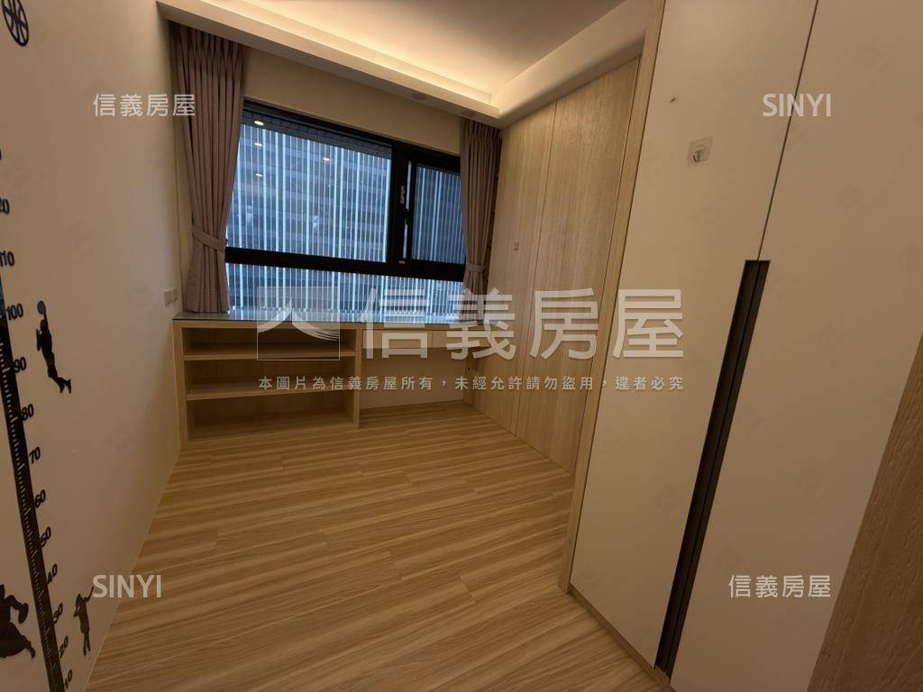 寶石高樓３房平面車位房屋室內格局與周邊環境