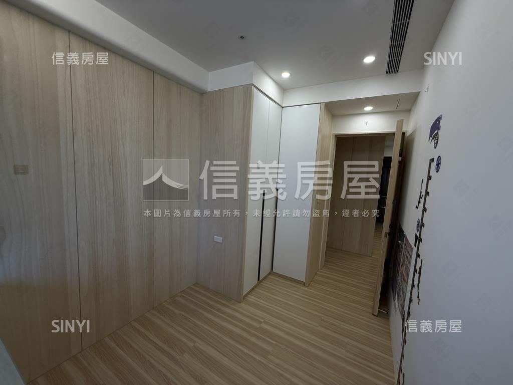 寶石高樓３房平面車位房屋室內格局與周邊環境