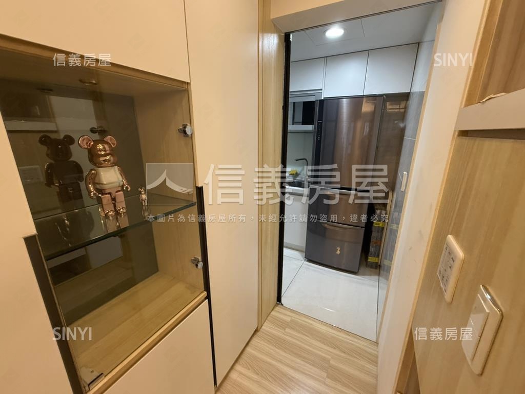 寶石高樓３房平面車位房屋室內格局與周邊環境