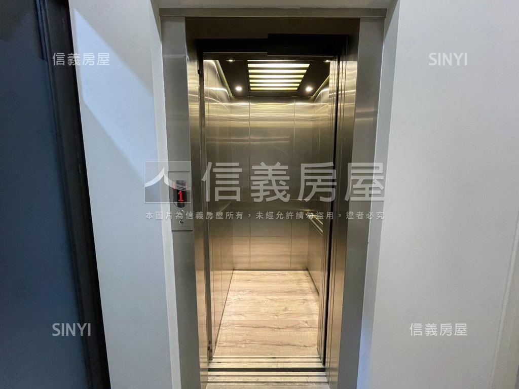 近高鐵臨路鑽石店面房屋室內格局與周邊環境