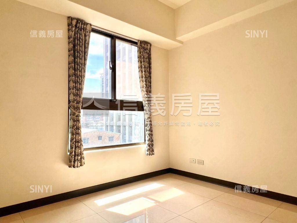 景安站清幽邊間電梯２房房屋室內格局與周邊環境