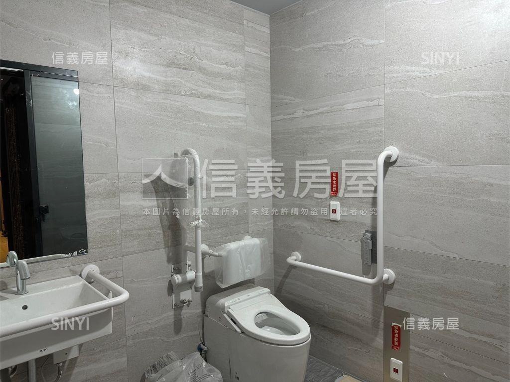 捷運南京光北七樓辦公房屋室內格局與周邊環境