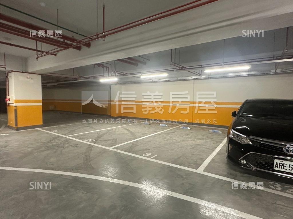 捷運南京光北七樓辦公房屋室內格局與周邊環境