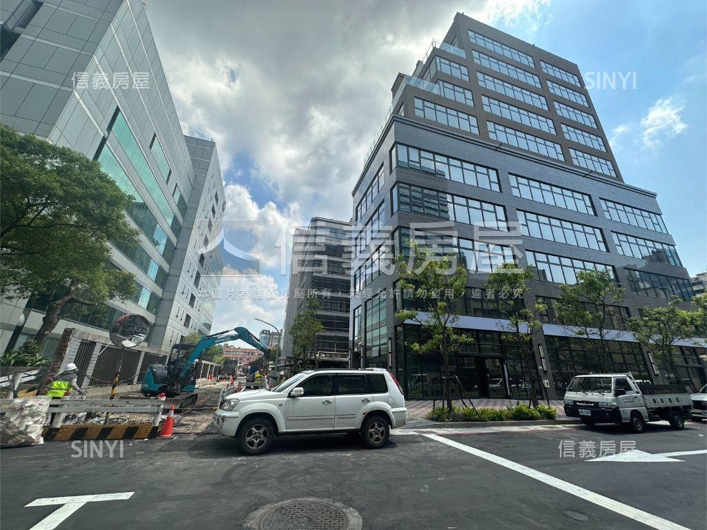 捷運南京光北七樓辦公房屋室內格局與周邊環境