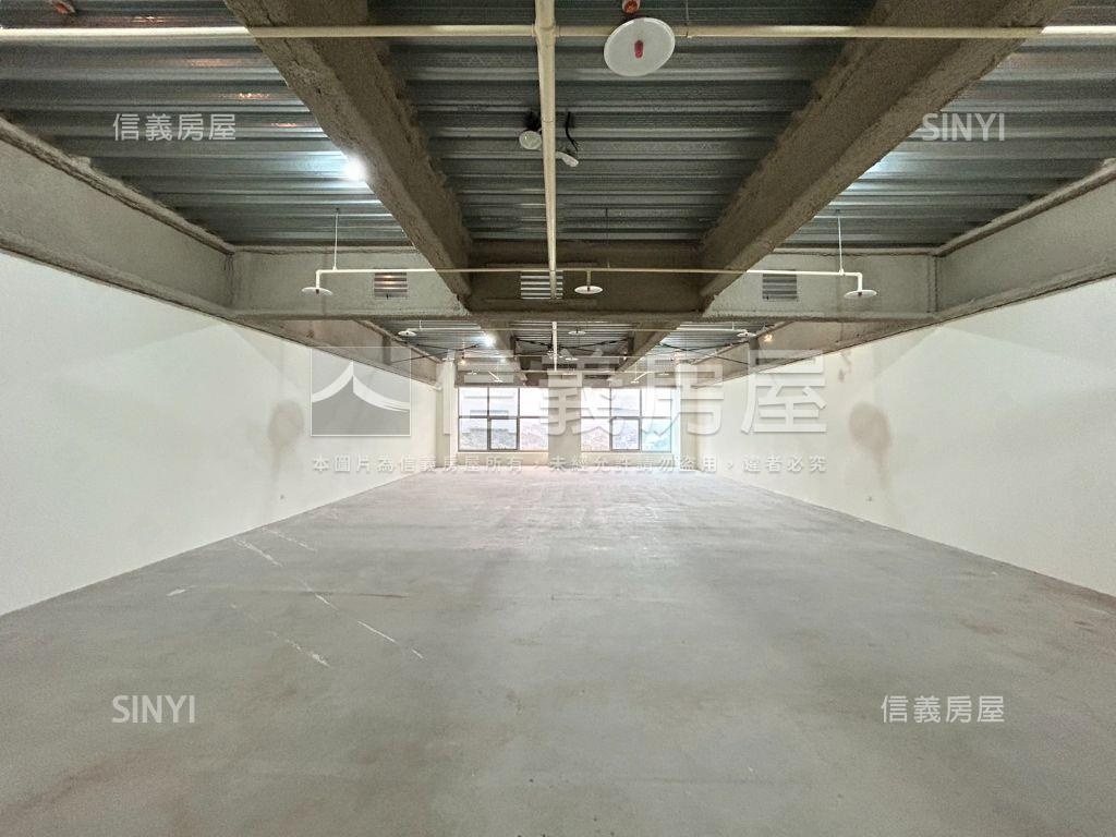 遠雄Ｕｔｏｗｎ－整層辦公房屋室內格局與周邊環境