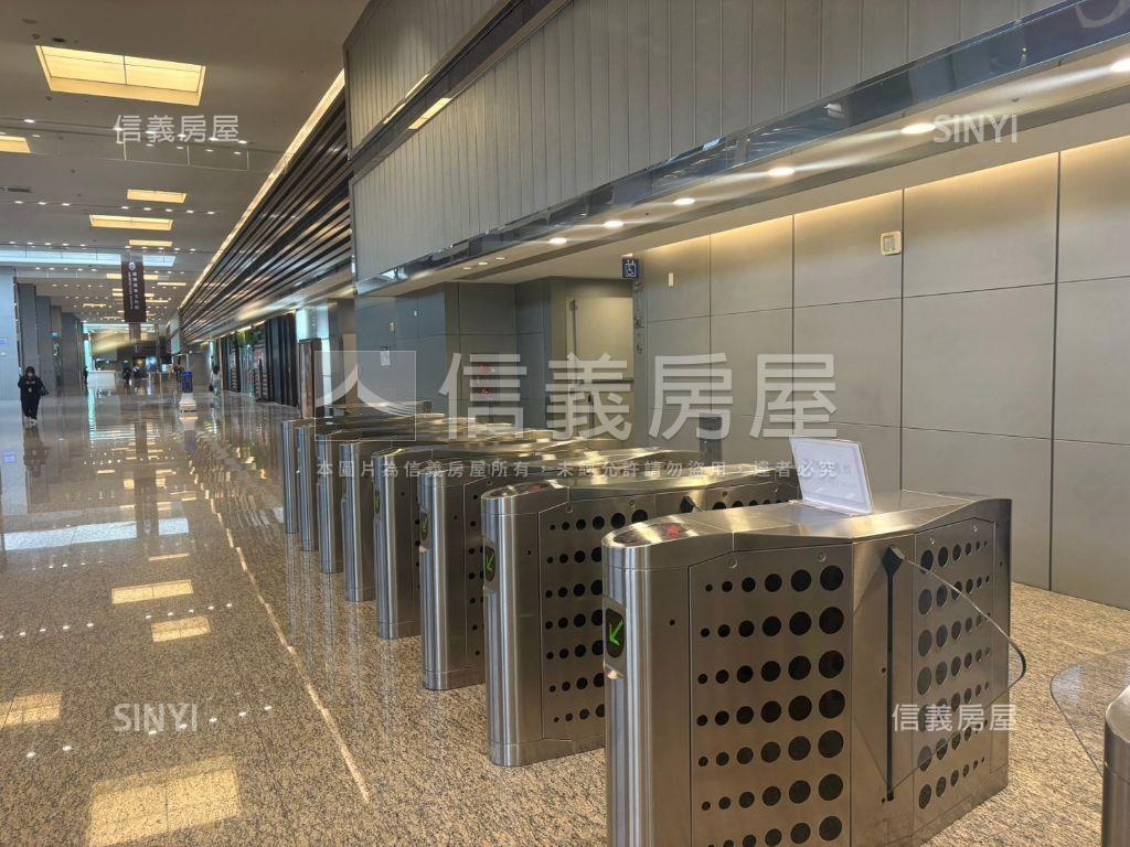 遠雄Ｕｔｏｗｎ－整層辦公房屋室內格局與周邊環境