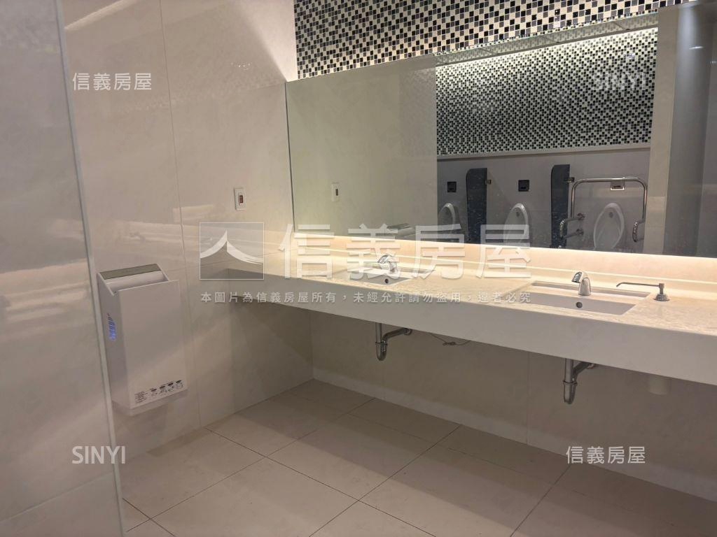 遠雄Ｕｔｏｗｎ－整層辦公房屋室內格局與周邊環境