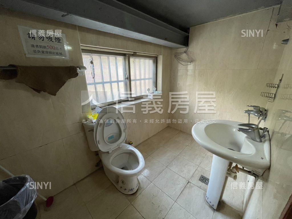 林口忠孝住宅用地透天廠房房屋室內格局與周邊環境