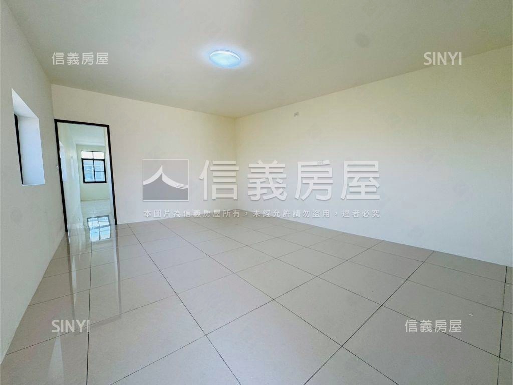 地坪約６２坪面寬透天房屋室內格局與周邊環境