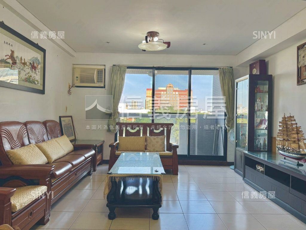 中央公園旁震後面公園３房房屋室內格局與周邊環境