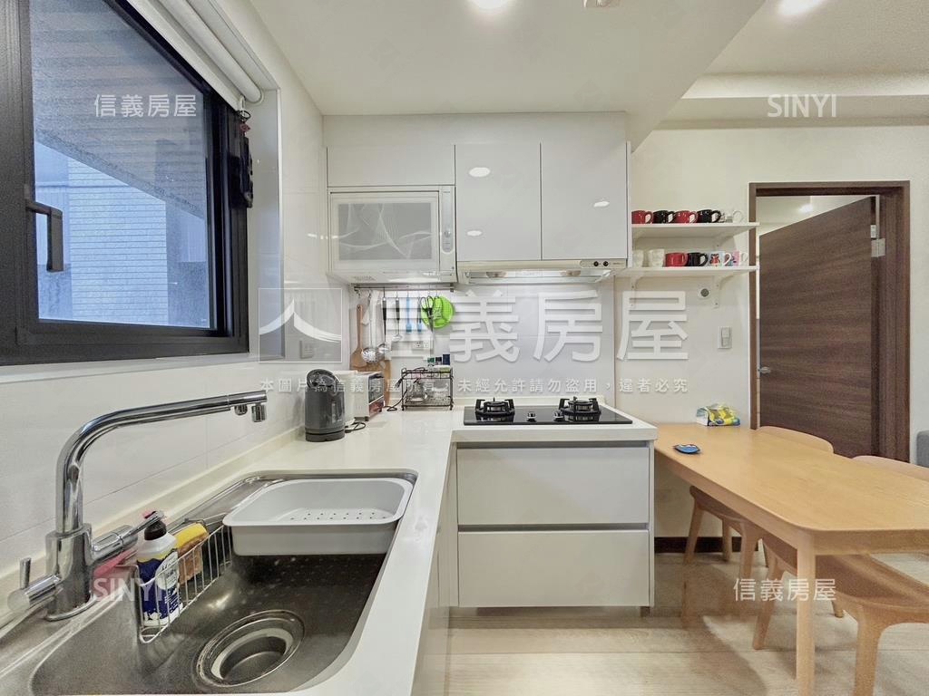 公園１號高樓精裝美兩房房屋室內格局與周邊環境