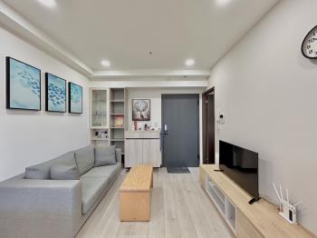 公園１號高樓精裝美兩房