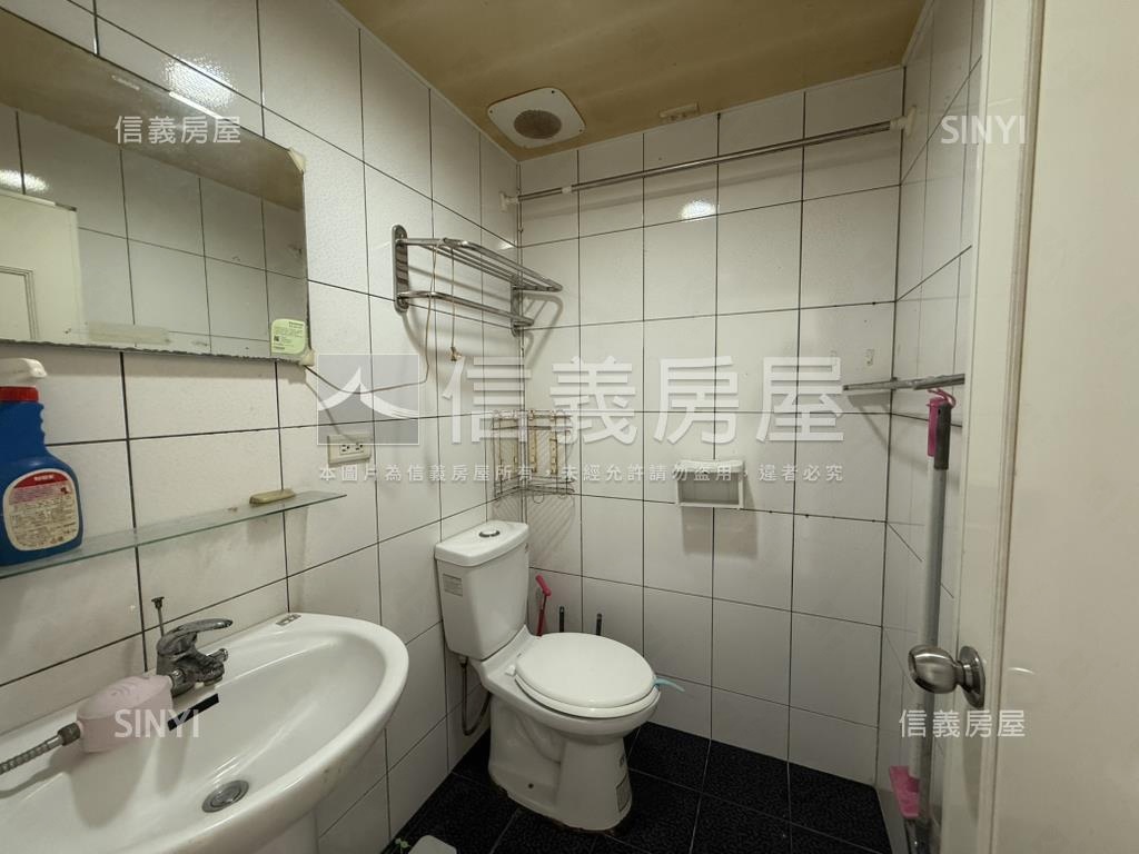 龜山頂興路屋況好美寓房屋室內格局與周邊環境