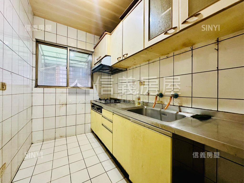 三室靜好‧心動捷境房屋室內格局與周邊環境