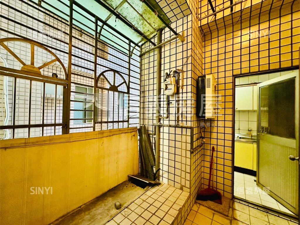 三室靜好‧心動捷境房屋室內格局與周邊環境