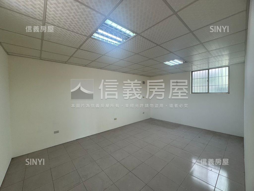 大雅近國道約８８８坪基地房屋室內格局與周邊環境