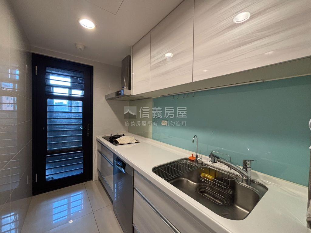 夏日晴朗☆御東城三房房屋室內格局與周邊環境