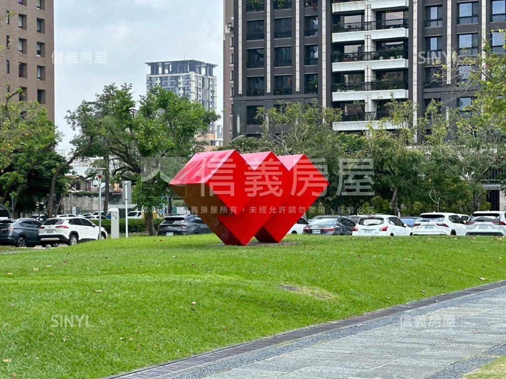 綠園道第一排近美術館房屋室內格局與周邊環境