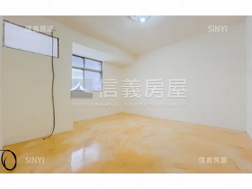 近捷運五樓三房公寓好儲物房屋室內格局與周邊環境