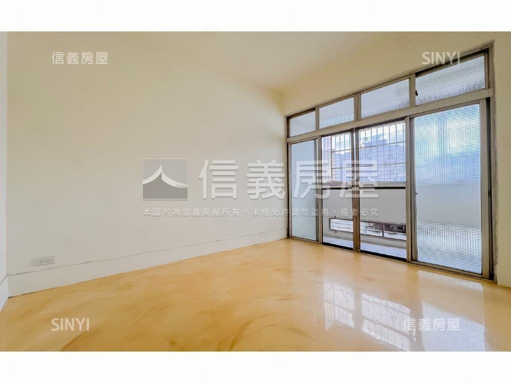 近捷運五樓三房公寓好儲物房屋室內格局與周邊環境