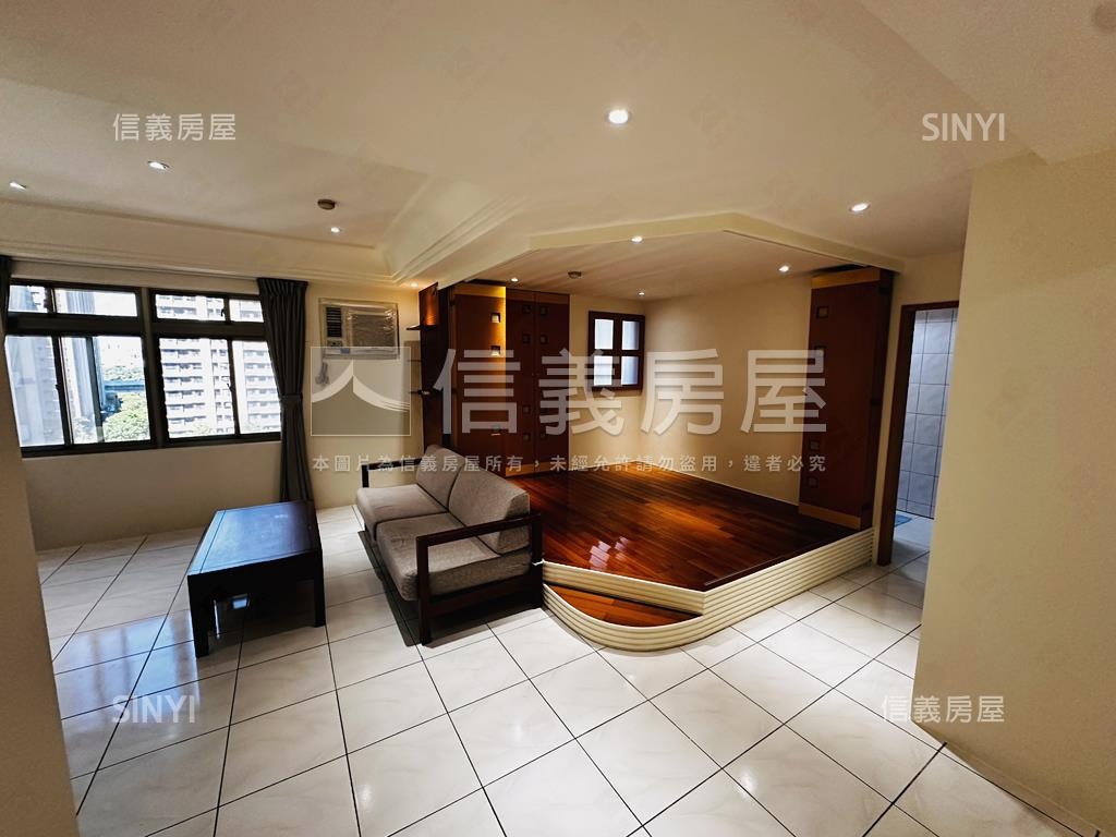 長江華廈兩房車位房屋室內格局與周邊環境