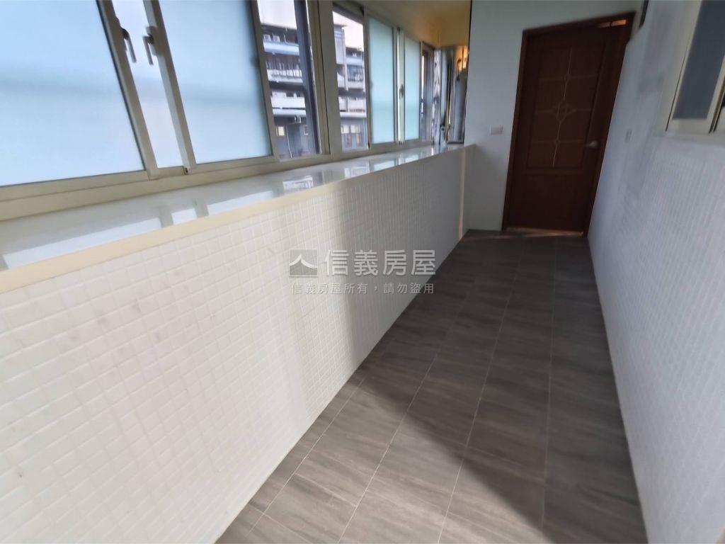 中和捷運旁高檔裝潢廠辦房屋室內格局與周邊環境