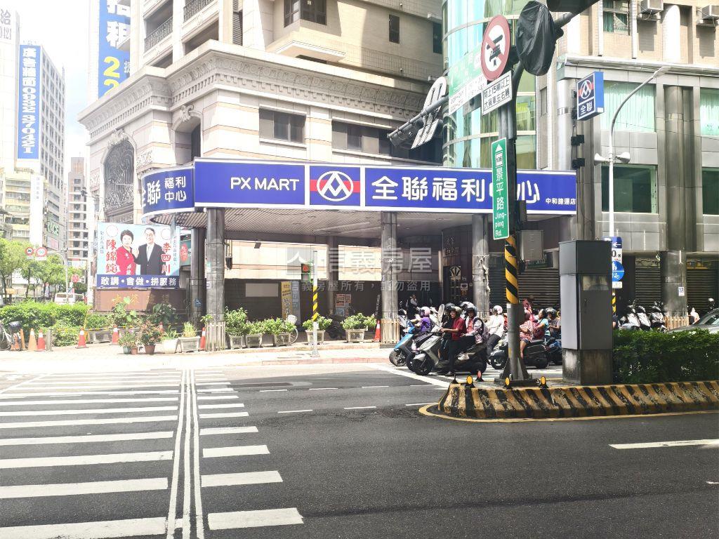 中和捷運旁高檔裝潢廠辦房屋室內格局與周邊環境