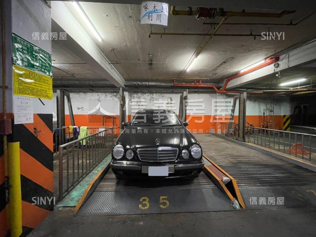 中興路稀有商辦附車位房屋室內格局與周邊環境