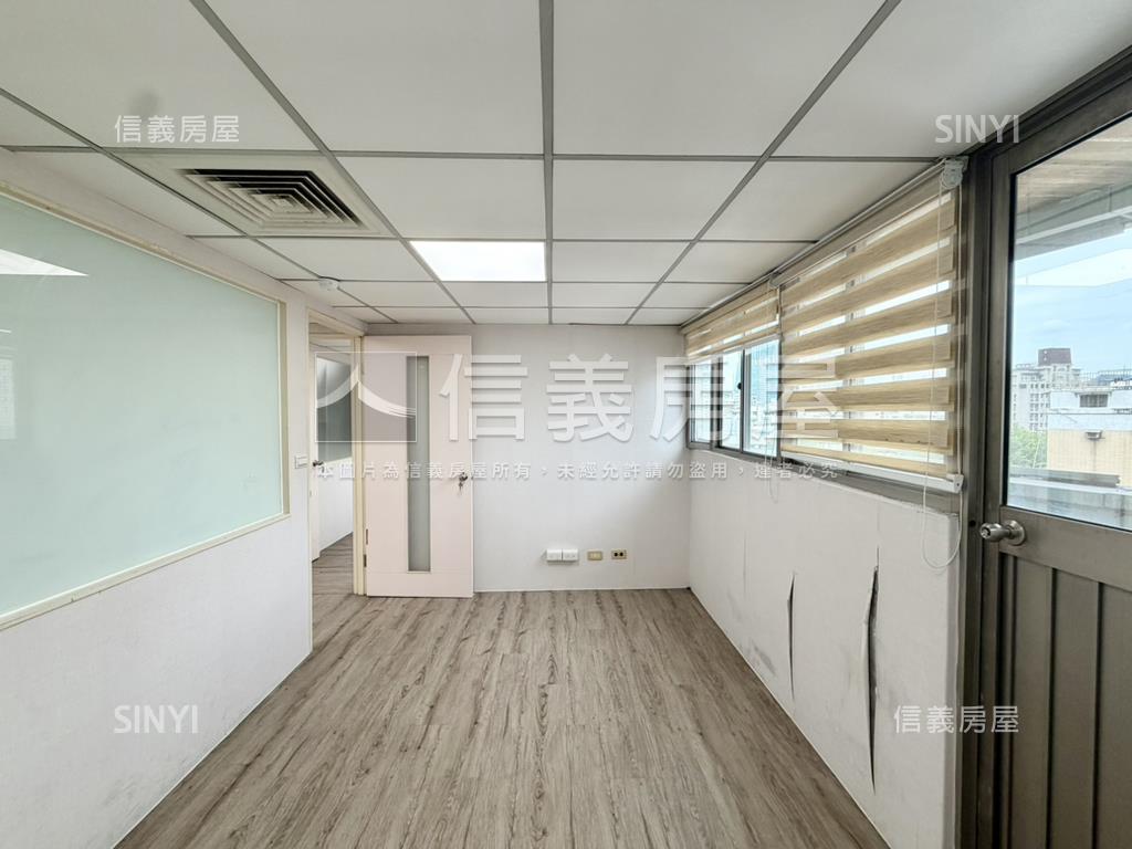 【新案】看１０１高樓純辨房屋室內格局與周邊環境