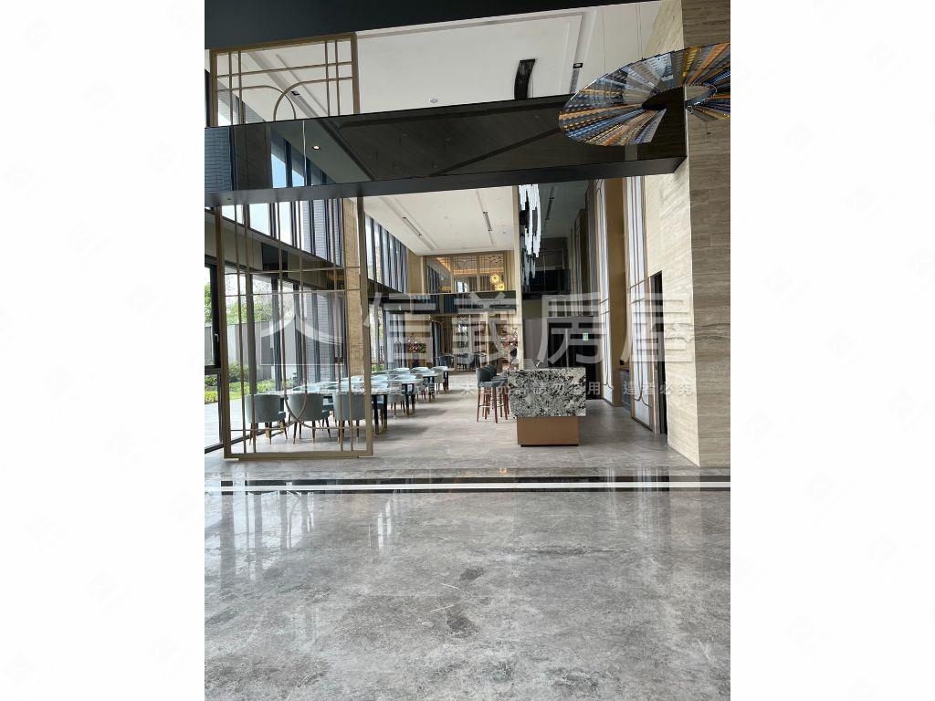 富宇天匯景觀兩房車位房屋室內格局與周邊環境