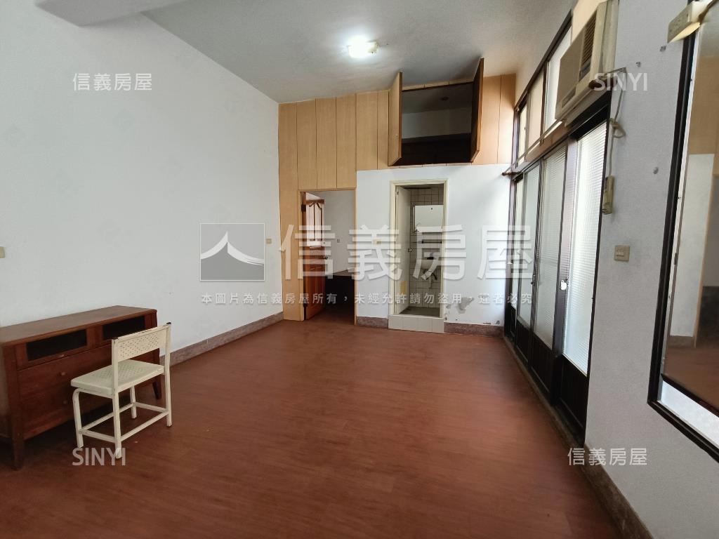 專任近火車站市區超值透天房屋室內格局與周邊環境