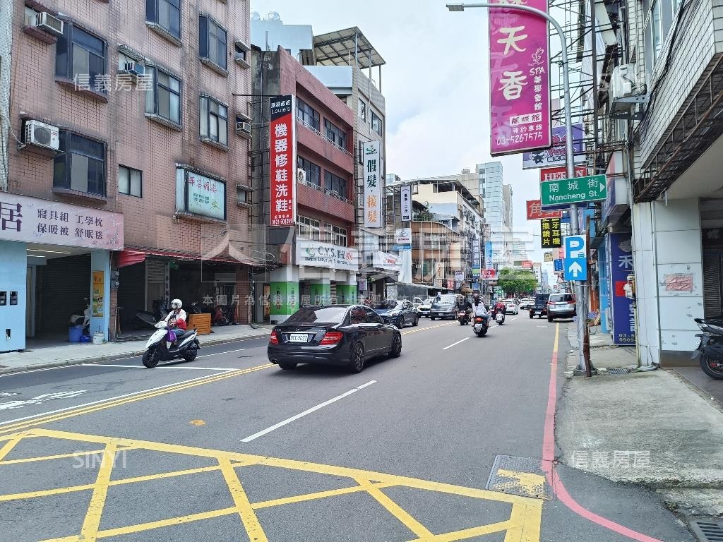 專任近火車站市區超值透天房屋室內格局與周邊環境