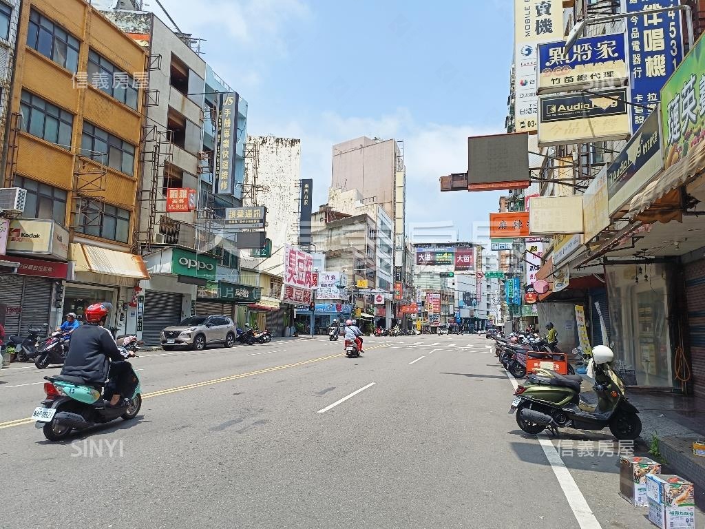 專任近火車站市區超值透天房屋室內格局與周邊環境