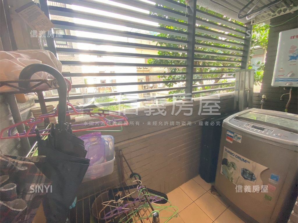 帝王座採光２＋１附車位房屋室內格局與周邊環境