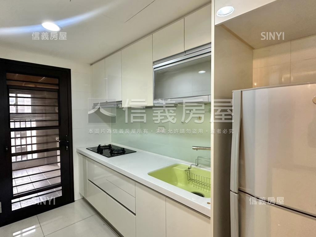 烏日櫻花一綻兩房平車房屋室內格局與周邊環境