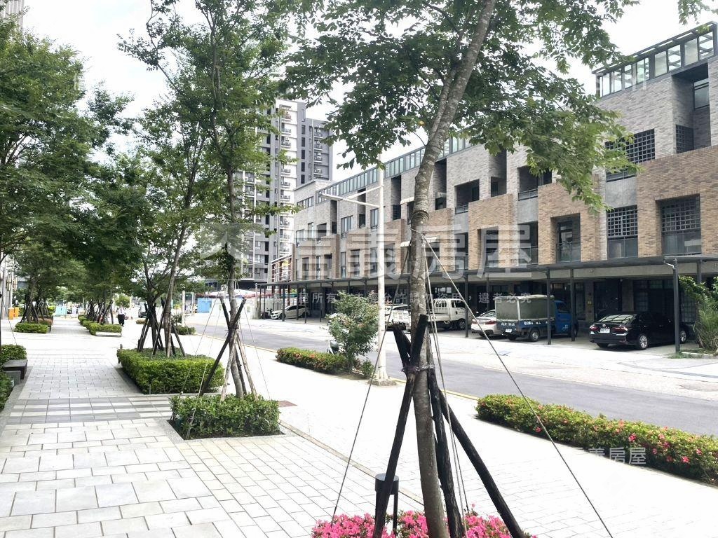 竹科臻邦適百業黃金店面房屋室內格局與周邊環境