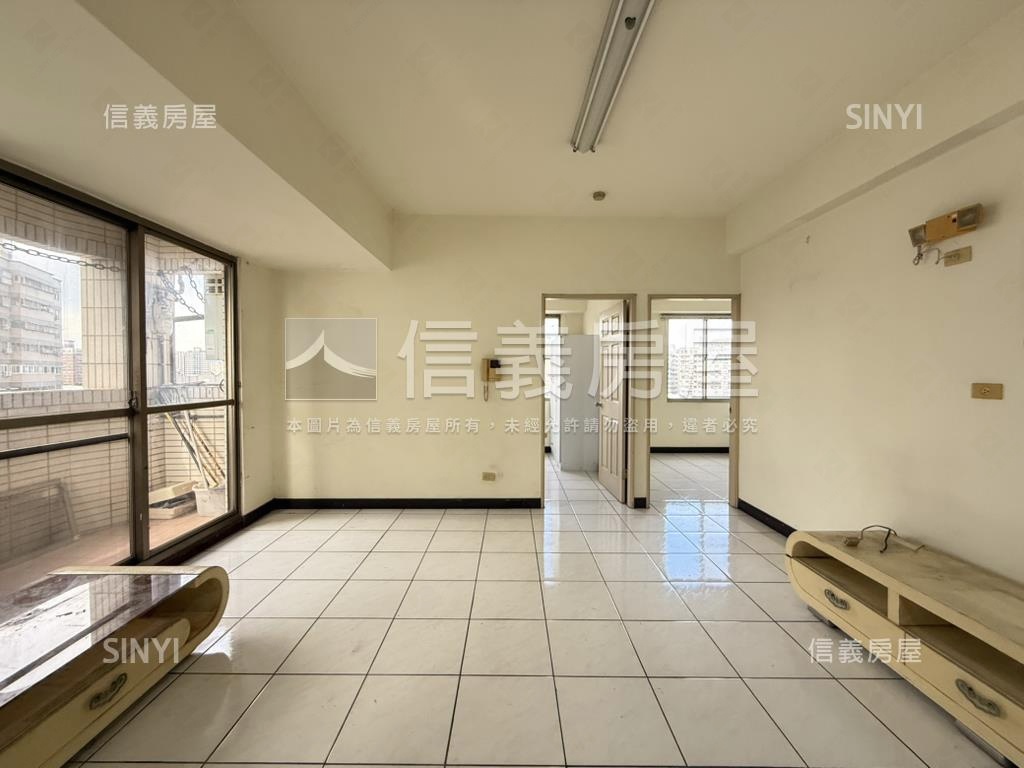 中山醫商圈採光四房房屋室內格局與周邊環境
