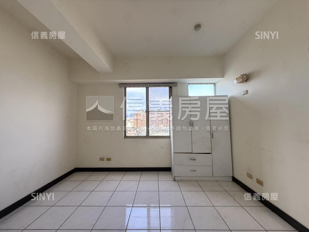 中山醫商圈採光四房房屋室內格局與周邊環境