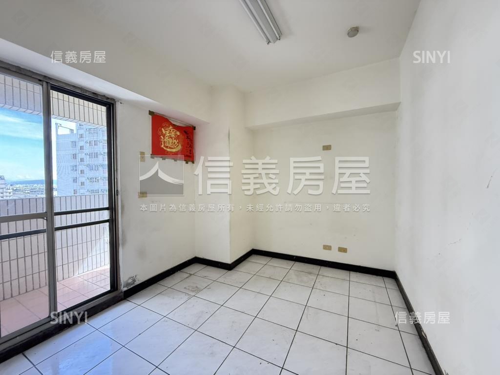中山醫商圈採光四房房屋室內格局與周邊環境