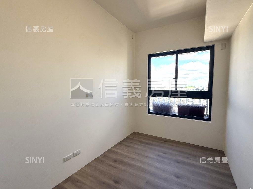 文化國小康晶硯三房車位房屋室內格局與周邊環境