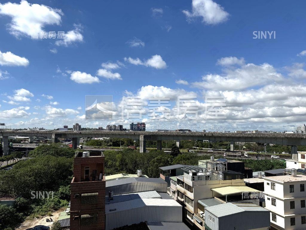 文化國小康晶硯三房車位房屋室內格局與周邊環境